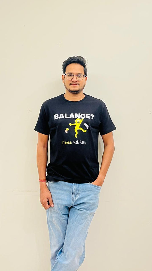 funny graphic office t-shirt for hustlers who can't find worklife balance